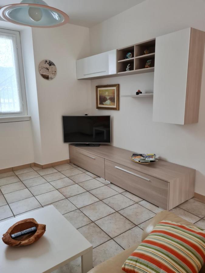 הוילה Valbrona Casa Gabry מראה חיצוני תמונה