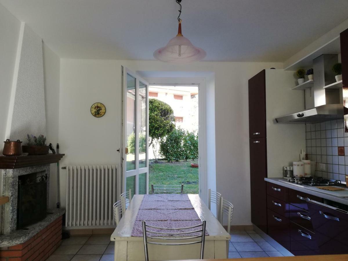 הוילה Valbrona Casa Gabry מראה חיצוני תמונה